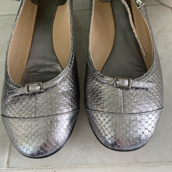 Kate Spade leather silver kitten heel maryjanes - Picture 2 of 8